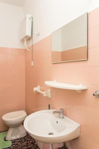 Guest House Busurelo Polače Pokoj fotografie