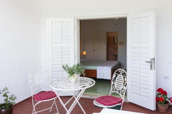 Guest House Busurelo Polače Pokoj fotografie